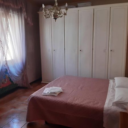 Casa Guerrino Bed & Breakfast L'Aquila Bagian luar foto