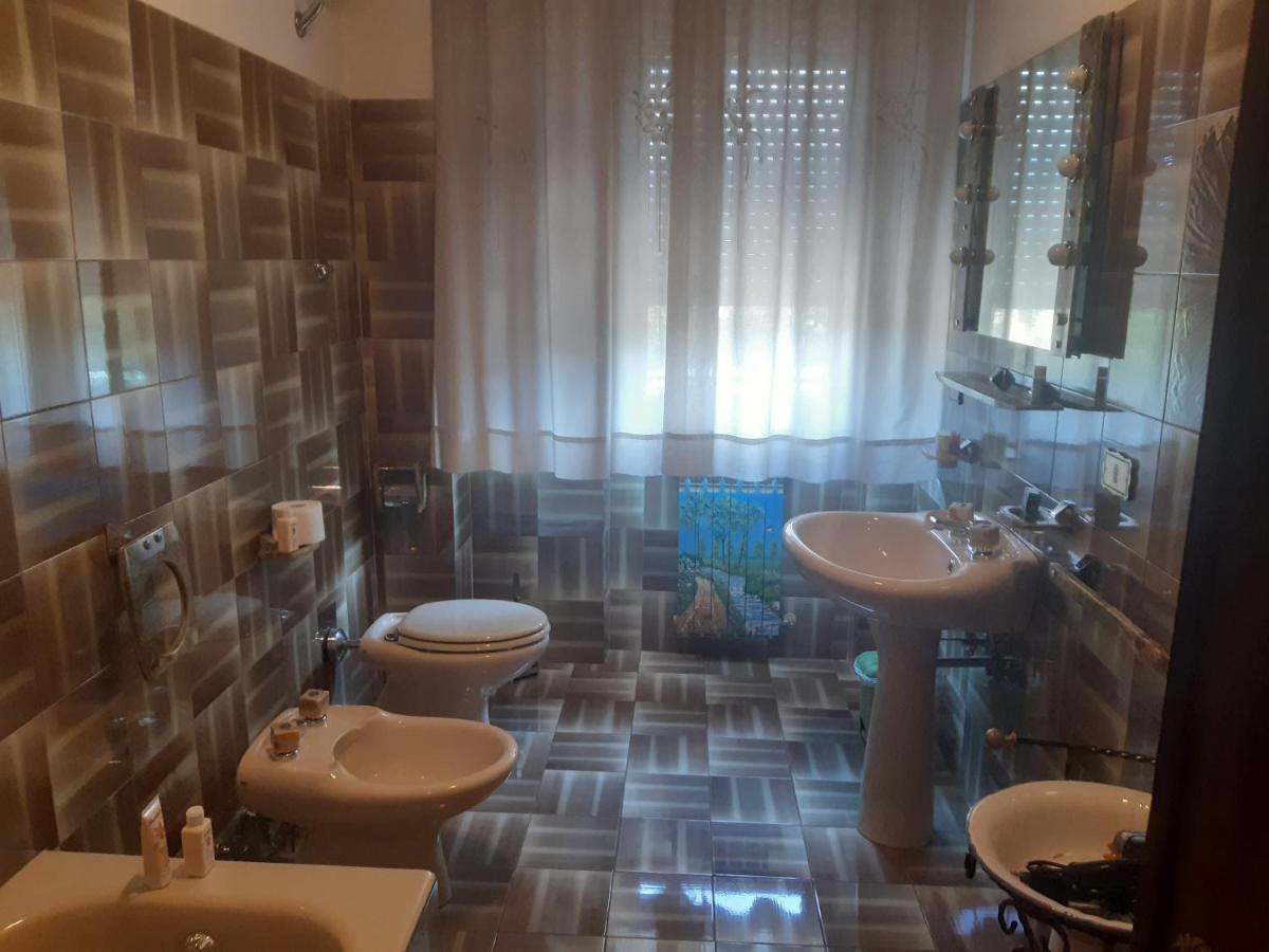 Casa Guerrino Bed & Breakfast L'Aquila Bagian luar foto