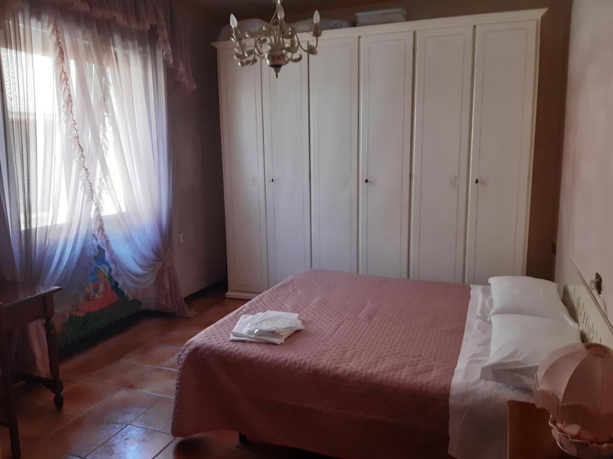 Casa Guerrino Bed & Breakfast L'Aquila Bagian luar foto