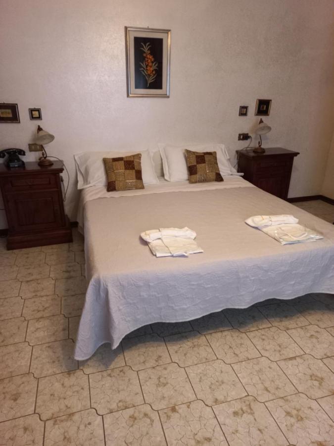 Casa Guerrino Bed & Breakfast L'Aquila Bagian luar foto